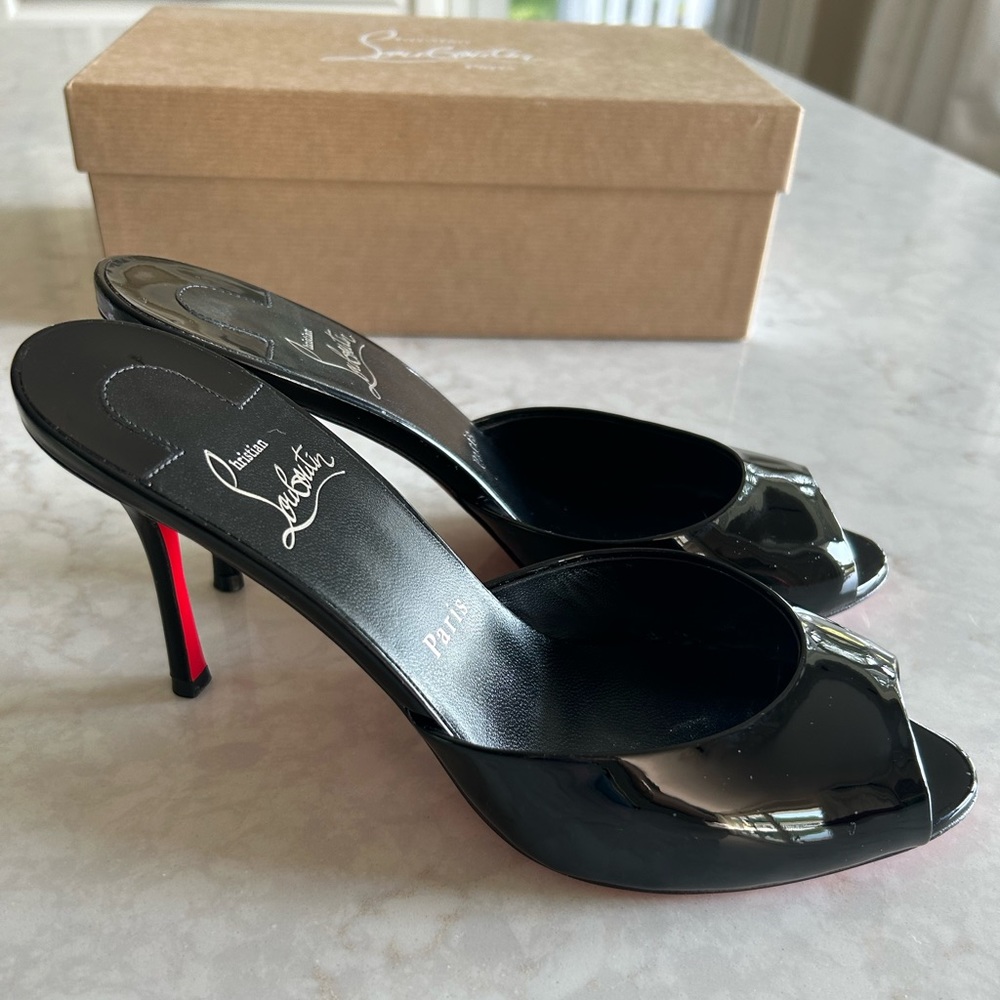 Christian Louboutin Me Dolly Peep Toe Slide Sandal 38.5